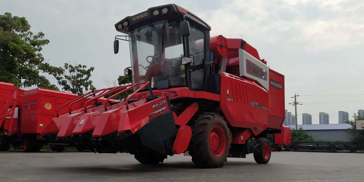 中联收获2020款4YZ-4W自走式玉米联合收割机