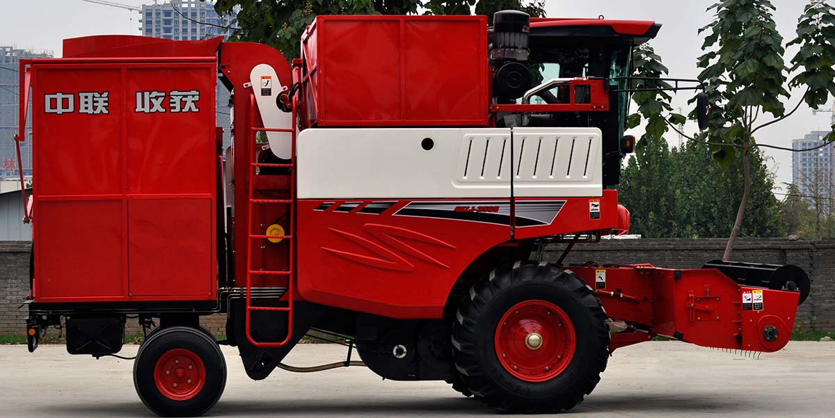 中联收获4HZJ-2500A自走式花生捡拾收获机