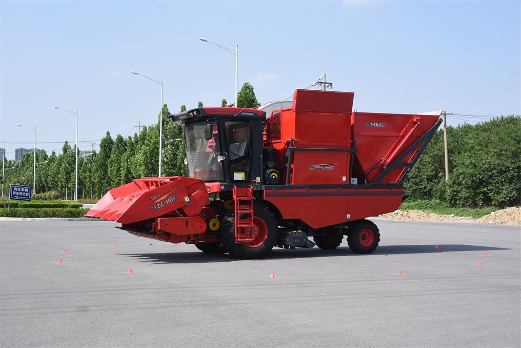 中联收获4YZJ-4(G4)自走式玉米穗茎收获机
